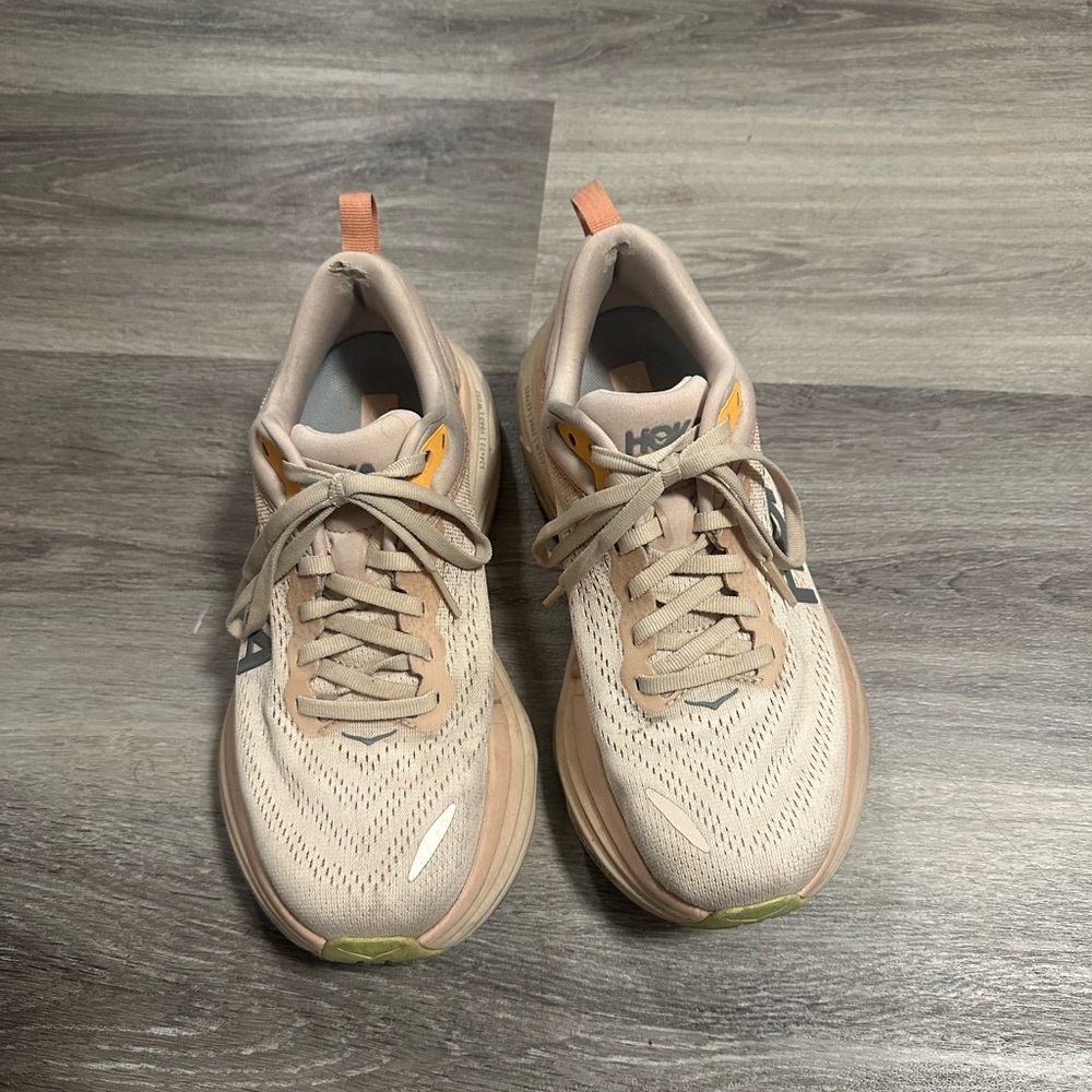 Hoka Bondi 8